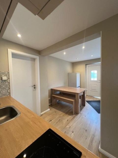 Serena Monteur Apartment Rodenbach  Kültér fotó