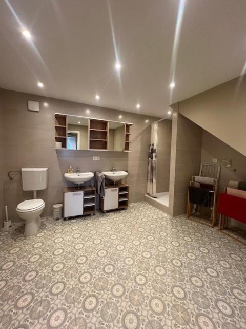 Serena Monteur Apartment Rodenbach  Kültér fotó